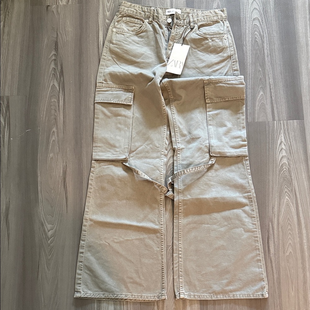 Zara Beige Cargo Wide-Leg Pants